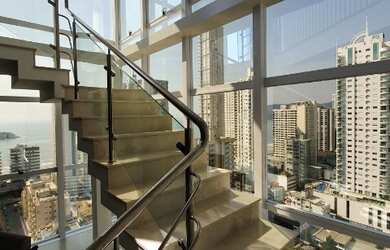 Imagem 6: COBERTURA DUPLEX MOBILIADA E DECORADA PRÓXIMO À PRAIA EM BALNEÁRIO CAMBORIÚ