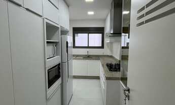 Imagem 2: ROYAL TOWER - APARTAMENTO MOBILIADO PRÓXIMO AO MAR EM BALNEÁRIO CAMBORIÚ