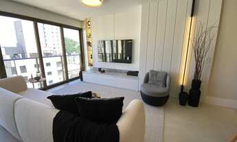 Imagem 3: ADMIRÁ ARRKA CONCEPT - APARTAMENTO DECORADO COM 04 SUÍTES EM BALNEÁRIO CAMBORIÚ