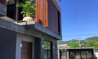 Imagem: SOBRADO RESIDENCIAL em GAROPABA - SC, Jardim