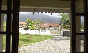 Imagem 2: Casa para locação no Centro de Garuva-SC: 3 quartos, 2 salas, 2 banheiros, 2 vagas e 130,0