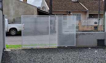 Imagem 3: Aluguel de Casa no Centro de Garuva-SC: 2 Quartos, 1 Sala, 1 Banheiro e 2 Vagas de Garagem