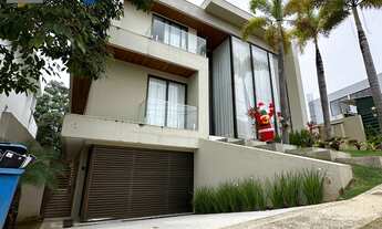 Imagem 2: Casa duplex com 5 suítes no Alphaville I