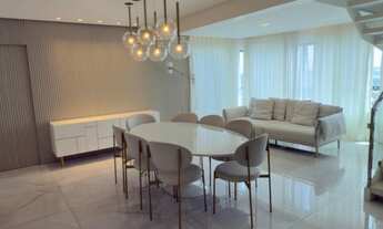 Imagem 3: Cobertura Duplex Finamente Decorada com Piscina Privativa ? 220m², Soho Manhattan