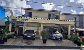 Imagem: Casa Duplex à Venda no Condomínio Villa