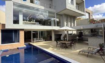 Imagem: Casa de Alto Padrão à Venda em Alphaville