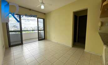 Imagem 3: Apartamento de 1 Quarto em Andar Alto no Itaigara Parque Residence