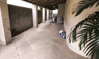 Imagem 7: Terreno de 1.000 m², 4 quartos, home office, e infraestrutura