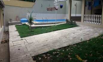 Imagem 6: Casa à venda no Conjunto Tiradentes, com 3 quartos e aceitando financiamento, em Manaus-AM