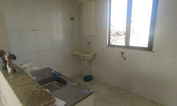 Imagem 3: Alugo apartamento em Itapuã, 2/4, garagem, 2º andar, R$ 1.400,00 incluso taxas de condomín