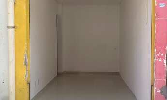 Imagem: Alugo loja em Itapuã, excelente localização