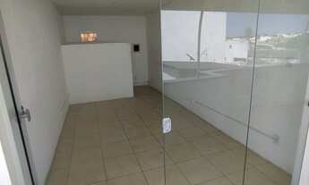 Imagem 2: Alugo sala comercial em Itapuã, localização privilegiada, R$ 650,00 mais taxas de condomín