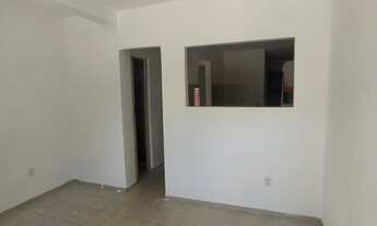 Imagem: Alugo apartamento térreo com uma suíte