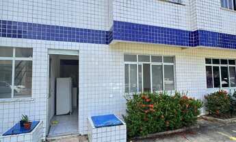 Imagem 2: ALUGO APARTAMENTO TÉRREO NO FAROL DE ITAPUÃ, 1/4, CONDOMÍNIO COM PISCINA, R$ 1.800,00 INCL