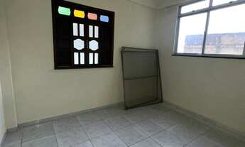 Imagem 3: Alugo casa térrea em Itapuã, 2/4 sendo 1 suíte, ótima localização, R$ 2.300,00!!!!