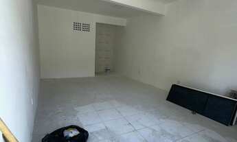 Imagem 4: ALUGO LOJA TÉRREA COM 32m² NA GENEBALDO FIGUEIREDO, LOCALIZAÇÃO PRIVILEGIADA, R$ 3.000,00!