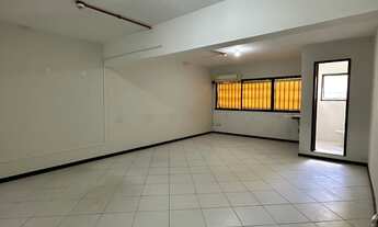 Imagem 4: Alugo sala com 35m² em Itapuã na Av. Dorival Caymmi, R$ 2.100,00 incluso taxas!!!