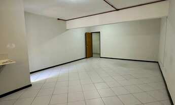 Imagem 6: Alugo sala com 35m² em Itapuã na Av. Dorival Caymmi, R$ 2.100,00 incluso taxas!!!