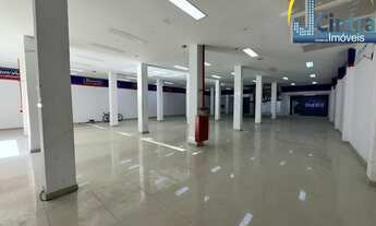 Imagem 3: ALUGO LOJA COMERCIAL EM ITAPUÃ, LOCALIZADA NA AV. DORIVAL CAYMMI, 820m², R$ 45.000,00 MENS
