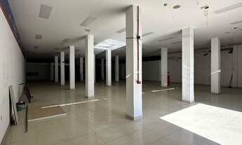 Imagem 7: ALUGO LOJA COMERCIAL EM ITAPUÃ, LOCALIZADA NA AV. DORIVAL CAYMMI, 820m², R$ 45.000,00 MENS