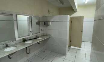 Imagem 5: Alugo excelente loja na Av. Dorival Caymmi com 250m², estacionamento, R$ 12.500,00!