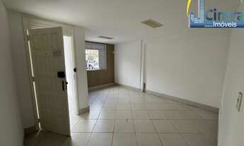 Imagem 3: ALUGO CASA COMERCIAL EM ITAPUÃ COM 192M², EXCELENTE LOCALIZAÇÃO PRÓXIMO DA ORLA E DA AV. D