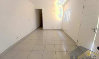 Imagem: SOBREPOSTA BAIXA COM 02 DORMITÓRIOS À