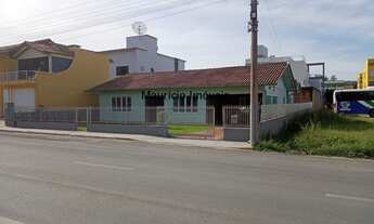 Imagem 2: TERRENO COMERCIAL E RESIDENCIAL COM CASA DE MADEIRA 5 QUARTOS CENTRO TAIÓ - SC