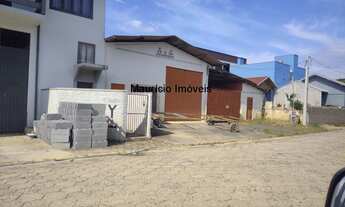 Imagem 4: Galpão industrial com 512,00 m² situado na Rua Carlos Evandir Raimundi, Bairro Seminário