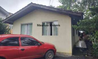 Imagem 3: Casa de alvenaria com 2 quartos, 2 salas, cozinha, banheiro. Terreno com 450,00m² (15x30)