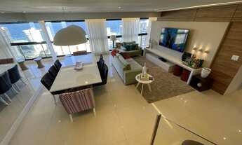 Imagem 3: Com ambientes amplos e modernos essa cobertura duplex com três suítes vista mar a venda em