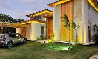 Imagem 5: Com ambientes amplos e modernos essa belíssima casa com quatro suítes a venda na Praia do