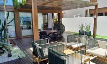 Imagem 3: Casa de frente para o mar quatro suítes e espaço gourmet piscina a venda em Praia do Forte