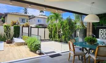 Imagem 5: Com ambientes amplos e modernos essa casa duplex vista mar com quatro suítes e espaço gour