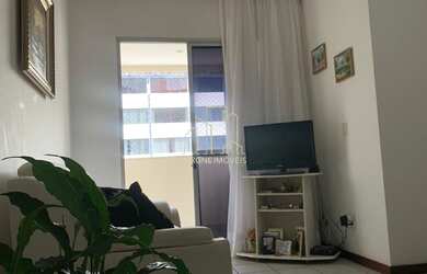 Imagem 2: Excelente apartamento com dois quartos armários e varanda a venda no Costa Azul