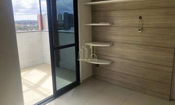 Imagem 3: Com ambientes amplos e modernos essa cobertura duplex com três suítes com espaço gourmet a