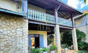 Imagem 2: Casa em condomínio fechado de alto padrão com quatro quartos e gabinete a venda em Piatã