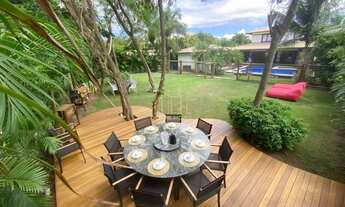 Imagem 1: Esplêndida mansão em condomínio fechado com cinco quartos e área gourmet a venda em Prai