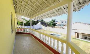 Imagem 5: Excelente village com três quartos e varanda ampla a venda na Praia do Flamengo em Salvado