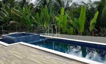 Imagem 2: Excelente casa decorada em condomínio fechado com cinco suítes e espaço gourmet a venda em