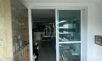 Imagem 2: Excelente apartamento reformado com três quartos varanda a venda em Alphaville l