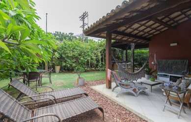 Imagem 2: Vendo casa ampla nascente cercada de natureza conforto segurança em um dos melhores condom