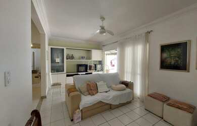 Imagem 5: Casa de Luxo em Condomínio: 4 Quartos, 3 Suítes, 3 Salas em Piatã, Salvador-BA - 230m² de