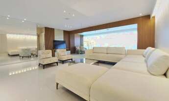 Imagem 4: Apartamento de Luxo à Venda no Hemisphere 360° ? Porteira Fechada e Vista Mar