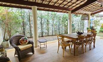 Imagem 2: Casa em Condomínio Fechado com 3 Suítes e Área Gourmet ? Patamares