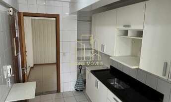 Imagem 6: Excelente apartamento com três quartos armários e varanda a venda no Costa Azul