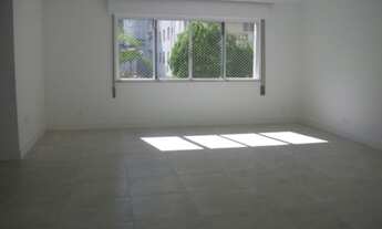 Imagem 3: Apartamento padrão, 2 dormitório(s), 1 banheiro(s), 1 garagem(ns), 120,00m² Apto com varan