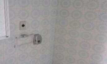 Imagem 3: Sala ampla, lavabo, 2 dormitórios com armários embutidos novos, 1 banheiro social reformad