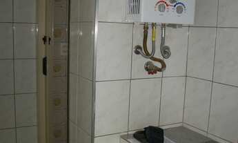 Imagem 7: LOCAÇÃO - Apto com 2 quartos com armários embutidos sendo 1 quarto com varanda, 01 quadra