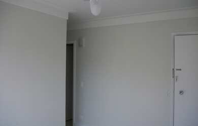 Imagem 3: Apto Reformado tudo novo - com 2 dorm , 1 banheiro, cozinha c/ armarios- 1 vaga e piscina